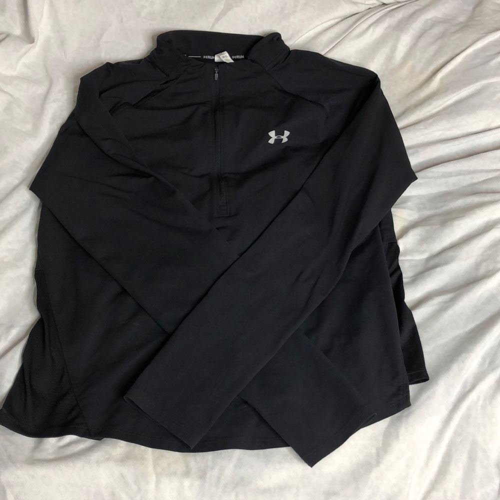 Womens Under Armour top